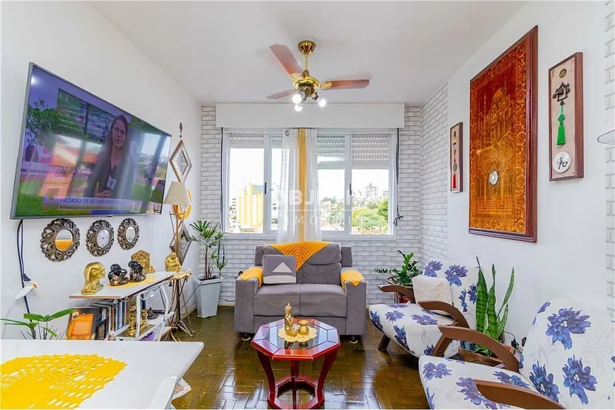 Foto 1 de Apartamento com 3 Quartos à venda, 87m² em Jardim Itú Sabará, Porto Alegre