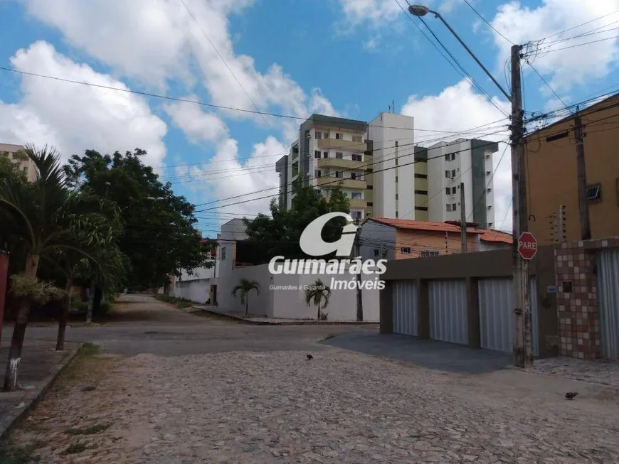 Foto 1 de Apartamento com 3 Quartos à venda, 65m² em Vila União, Fortaleza
