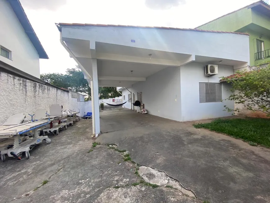 Foto 1 de Casa com 2 Quartos à venda, 300m² em Vila Clarice, São Paulo