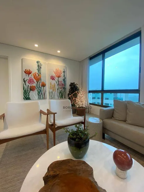 Foto 1 de Apartamento com 4 Quartos à venda, 154m² em Vale dos Cristais, Nova Lima