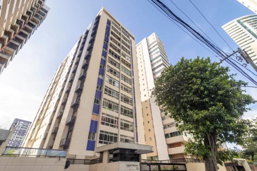 Foto 1 de Apartamento com 4 Quartos à venda, 201m² em Boa Viagem, Recife