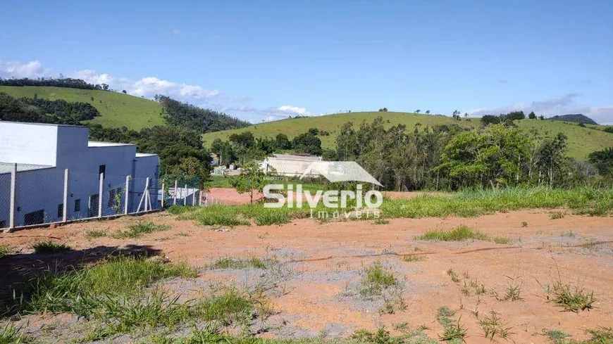 Foto 1 de Lote/Terreno à venda, 1296m² em Fazenda Sao Francisco, Jambeiro