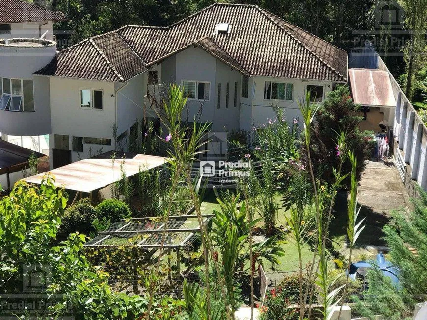 Foto 1 de Casa com 2 Quartos à venda, 250m² em Ponte da Saudade, Nova Friburgo