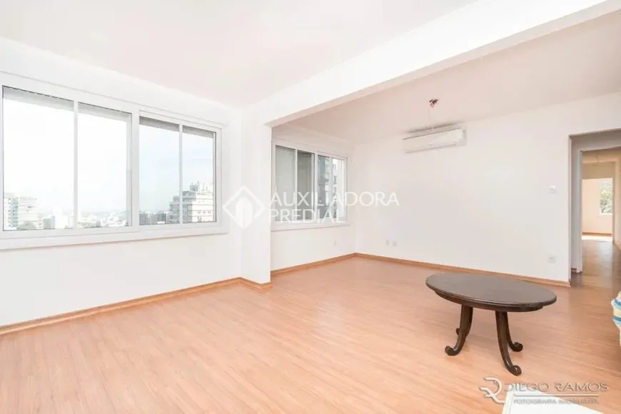 Foto 1 de Apartamento com 4 Quartos à venda, 144m² em São João, Porto Alegre