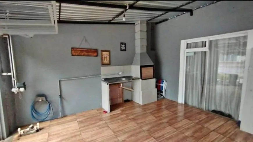 Foto 1 de Casa com 3 Quartos à venda, 70m² em Itapuã, Salvador
