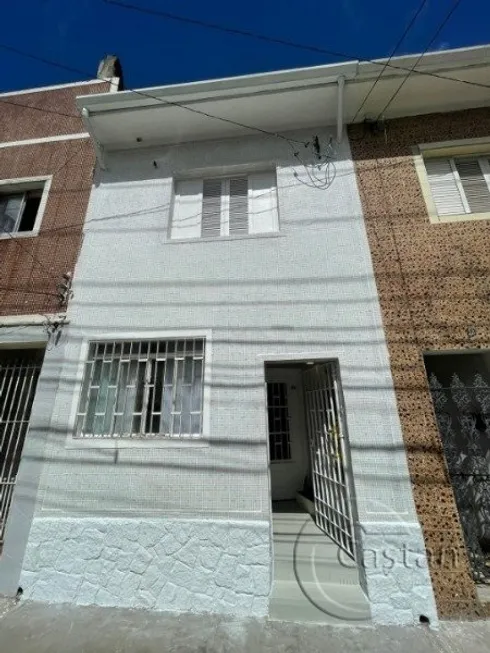 Foto 1 de Casa com 2 Quartos para alugar, 65m² em Móoca, São Paulo