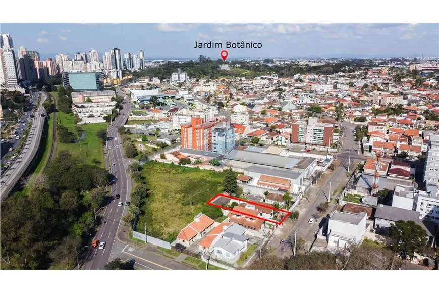 Foto 1 de Casa com 3 Quartos à venda, 361m² em Jardim Botânico, Curitiba