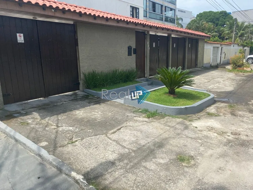 Foto 1 de Casa com 3 Quartos à venda, 120m² em Recreio Dos Bandeirantes, Rio de Janeiro