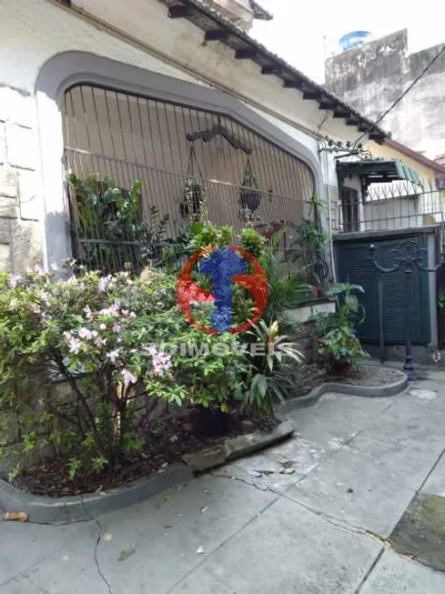 Foto 1 de Casa com 4 Quartos à venda, 143m² em Grajaú, Rio de Janeiro