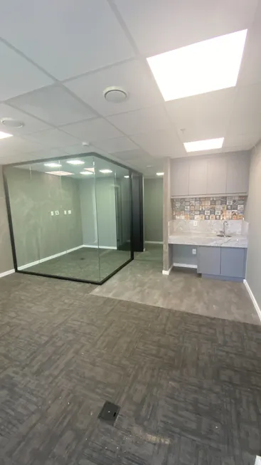 Foto 1 de Sala Comercial com 1 Quarto para venda ou aluguel, 41m² em Vila Gertrudes, São Paulo