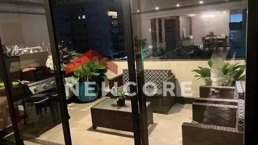 Foto 1 de Apartamento com 3 Quartos à venda, 270m² em Martins, Uberlândia