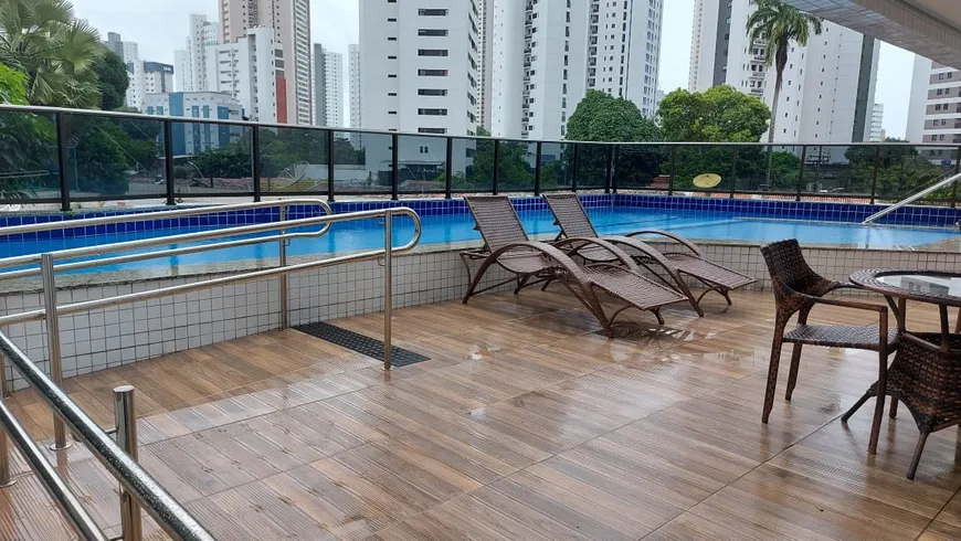 Foto 1 de Apartamento com 4 Quartos à venda, 115m² em Rosarinho, Recife