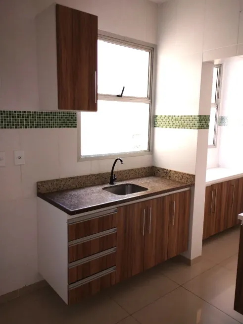 Foto 1 de Apartamento com 3 Quartos para alugar, 70m² em Parque 10, Manaus