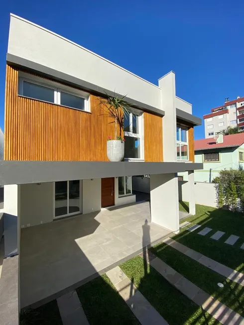 Foto 1 de Casa com 3 Quartos à venda, 232m² em Colina Sorriso, Caxias do Sul