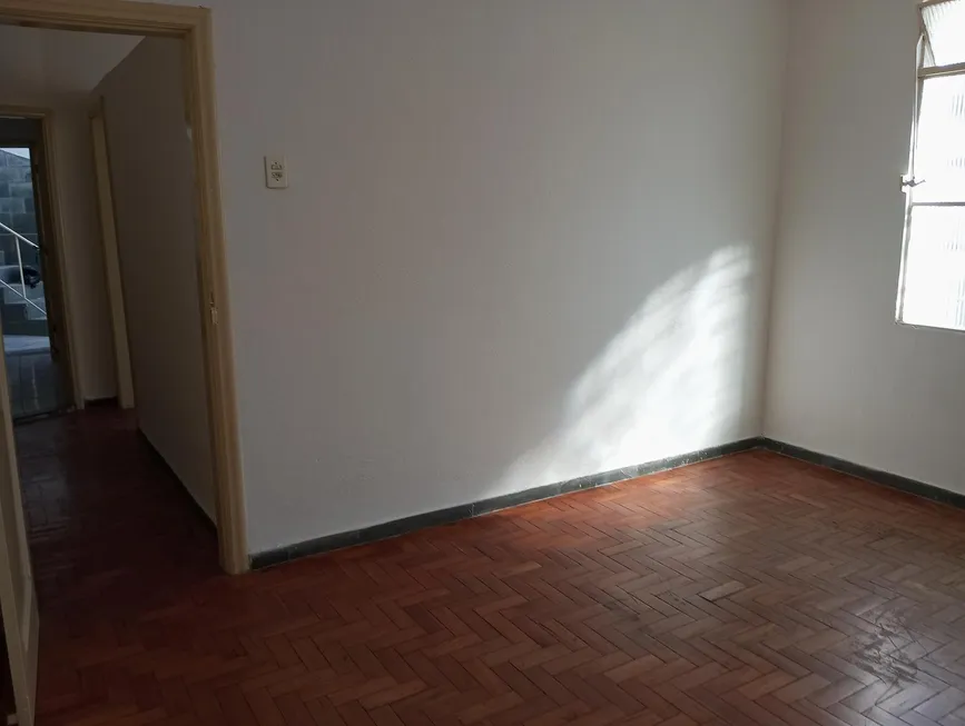 Foto 1 de Casa com 1 Quarto para alugar, 48m² em Santo André, Belo Horizonte