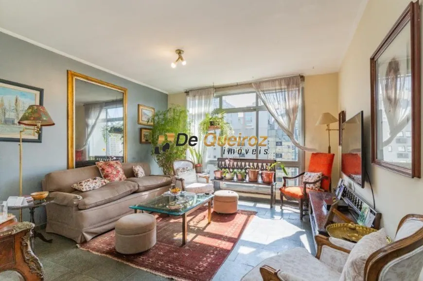 Foto 1 de Apartamento com 3 Quartos à venda, 157m² em Jardim Paulista, São Paulo