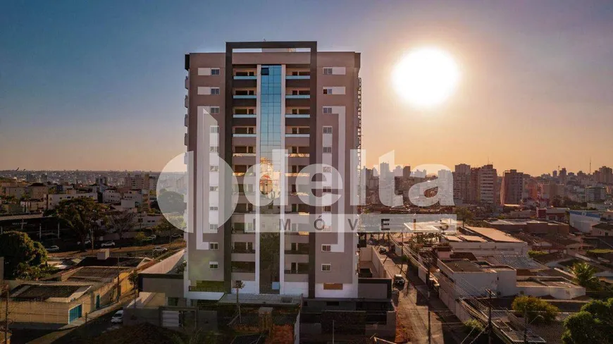 Foto 1 de Apartamento com 3 Quartos à venda, 102m² em Santa Mônica, Uberlândia