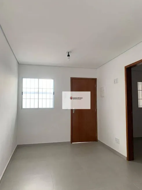 Foto 1 de Apartamento com 1 Quarto para alugar, 30m² em Vila Diva, São Paulo