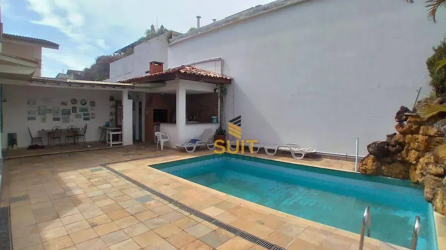 Foto 1 de Casa de Condomínio com 4 Quartos à venda, 350m² em Residencial Seis Alphaville, Santana de Parnaíba