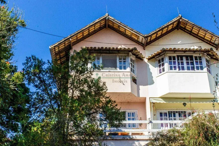 Foto 1 de Casa de Condomínio com 2 Quartos à venda, 70m² em Cascata Guarani, Teresópolis