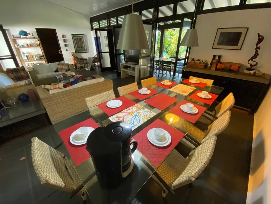 Foto 1 de Casa de Condomínio com 4 Quartos à venda, 280m² em Praia Dura, Ubatuba