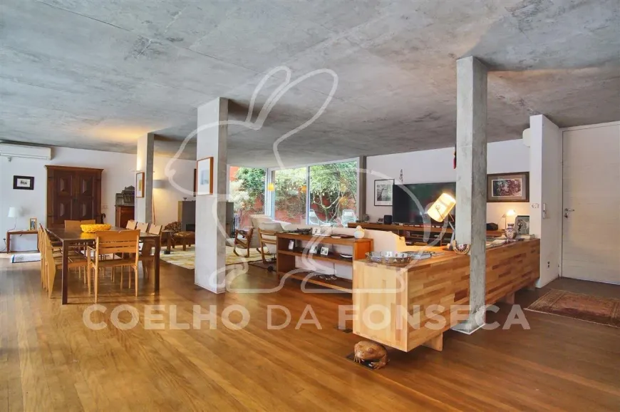 Foto 1 de Casa com 3 Quartos à venda, 450m² em Alto de Pinheiros, São Paulo