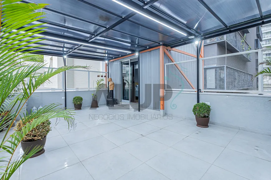 Foto 1 de Apartamento com 2 Quartos à venda, 116m² em Jardins, São Paulo