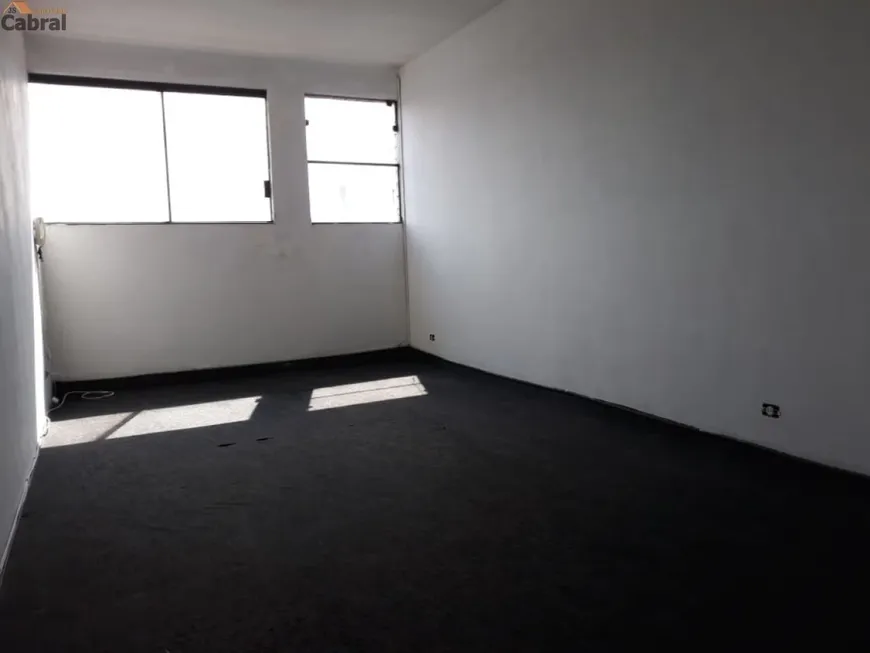 Foto 1 de Sala Comercial para alugar, 18m² em Vila Nilo, São Paulo