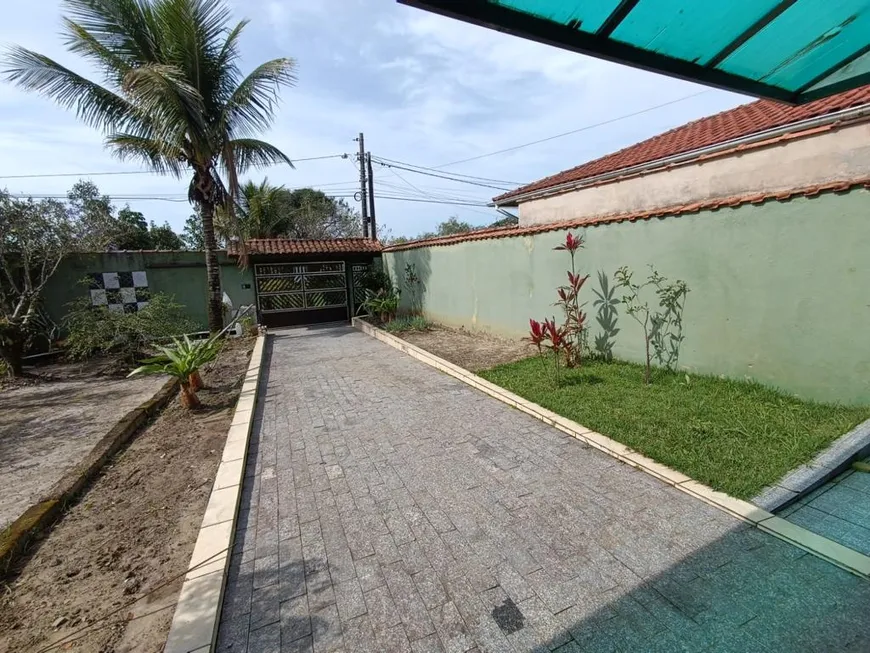 Foto 1 de Casa com 4 Quartos à venda, 360m² em Jardim Grandesp, Itanhaém