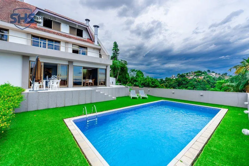 Foto 1 de Casa com 3 Quartos à venda, 458m² em Ponta Aguda, Blumenau