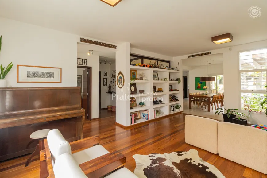Foto 1 de Casa com 4 Quartos à venda, 378m² em Ahú, Curitiba