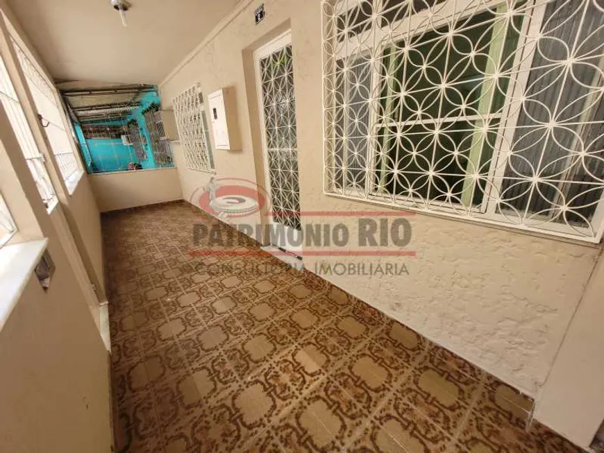 Foto 1 de Casa com 2 Quartos à venda, 90m² em Rocha Miranda, Rio de Janeiro