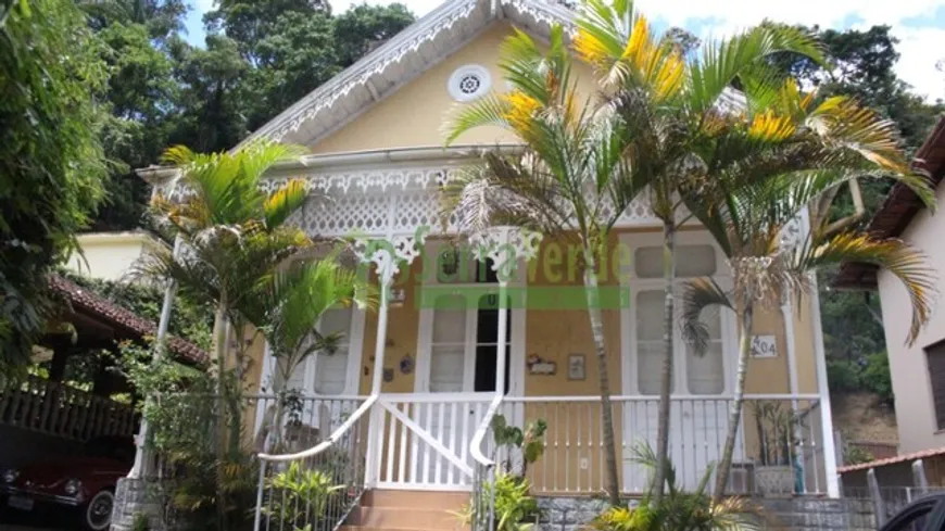 Foto 1 de Casa com 4 Quartos à venda, 150m² em Centro, Petrópolis