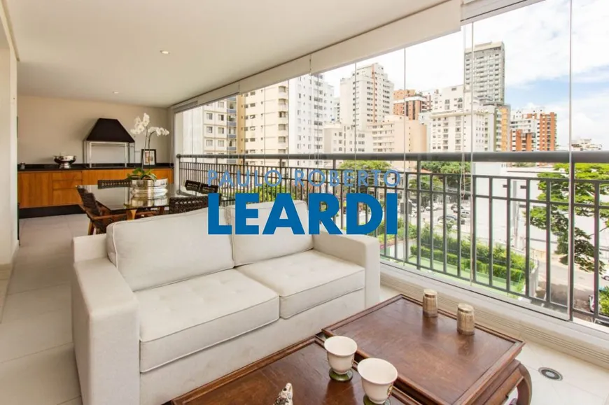 Foto 1 de Apartamento com 3 Quartos à venda, 246m² em Vila Mariana, São Paulo