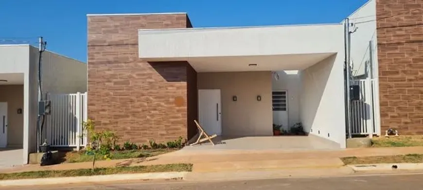 Foto 1 de Casa de Condomínio com 3 Quartos à venda, 100m² em Novo Paraíso, Cuiabá