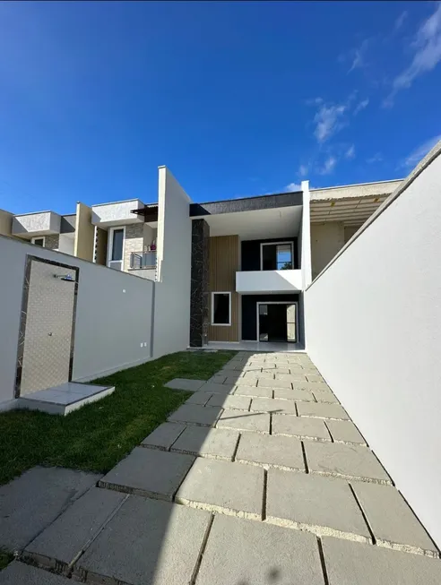 Foto 1 de Casa com 3 Quartos à venda, 146m² em Centro, Eusébio