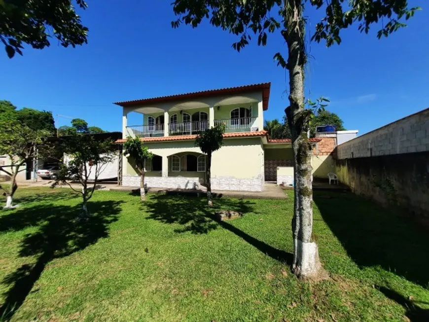 Foto 1 de Casa com 2 Quartos à venda, 1080m² em Chacaras Arcampo, Duque de Caxias