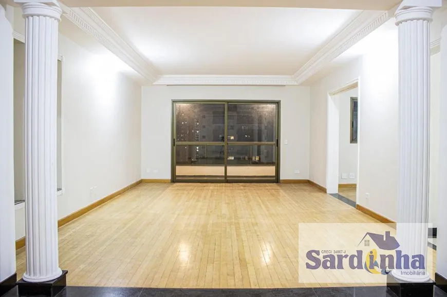 Foto 1 de Apartamento com 3 Quartos à venda, 247m² em Vila Suzana, São Paulo