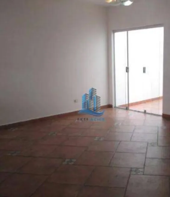 Foto 1 de Sobrado com 4 Quartos para venda ou aluguel, 200m² em Olímpico, São Caetano do Sul