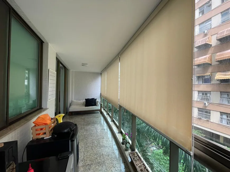 Foto 1 de Apartamento com 4 Quartos à venda, 186m² em Icaraí, Niterói