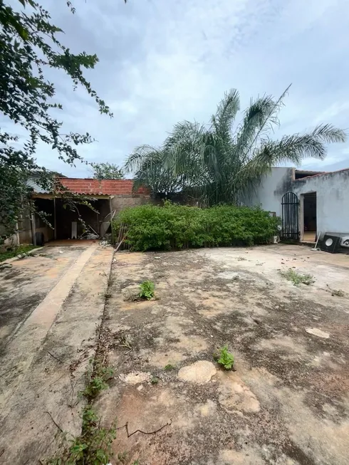 Foto 1 de Casa com 2 Quartos à venda, 72m² em Bairro Boa Vista, Anápolis