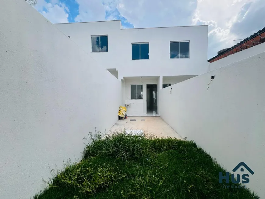 Foto 1 de Casa com 2 Quartos à venda, 71m² em Piratininga Venda Nova, Belo Horizonte