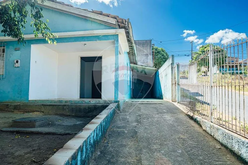 Foto 1 de Casa com 2 Quartos à venda, 120m² em Centro, Itamaraju