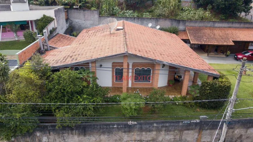 Foto 1 de Casa com 4 Quartos à venda, 420m² em Jardim Colonia, Jundiaí