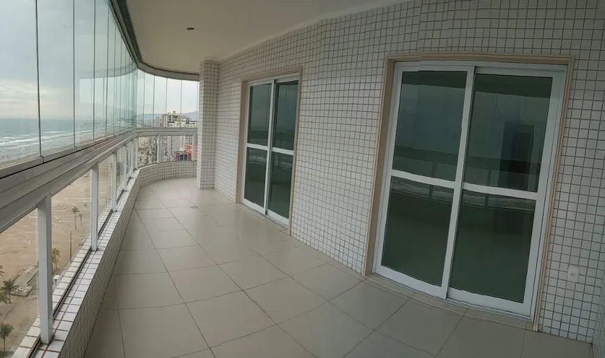 Foto 1 de Cobertura com 4 Quartos à venda, 290m² em Vila Guilhermina, Praia Grande