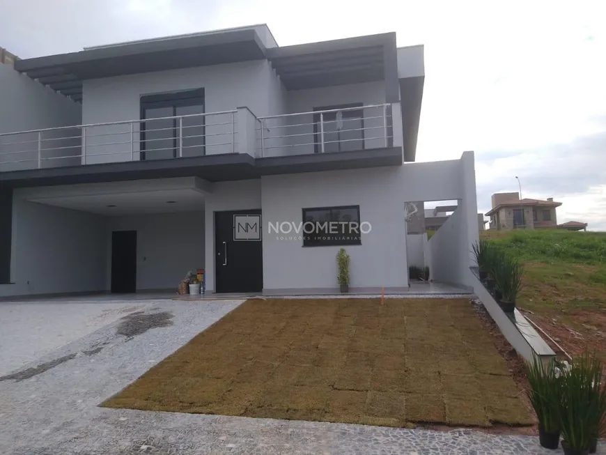 Foto 1 de Casa de Condomínio com 4 Quartos à venda, 240m² em Roncáglia, Valinhos