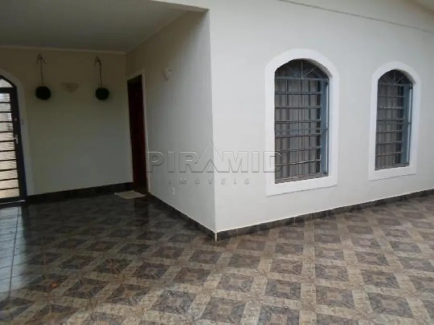 Foto 1 de Casa com 3 Quartos para alugar, 196m² em Independência, Ribeirão Preto