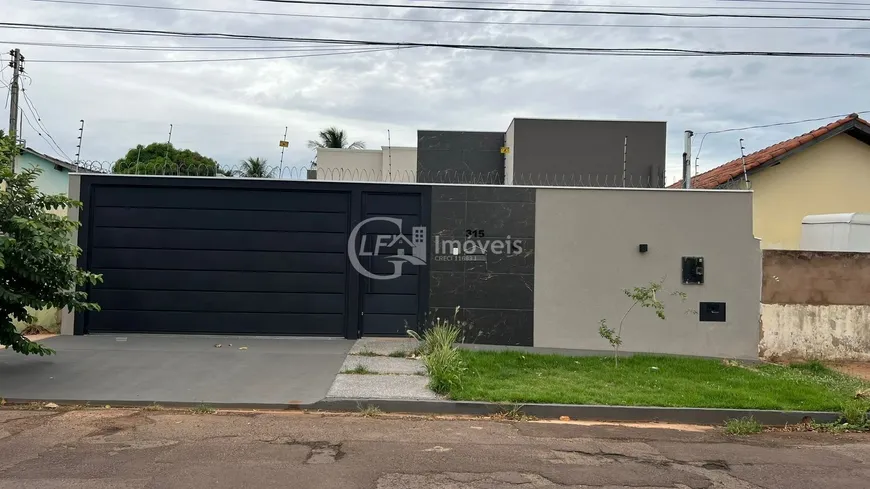 Foto 1 de Casa com 2 Quartos à venda, 162m² em Vila Carlota, Campo Grande