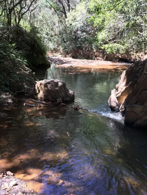 Foto 1 de Lote/Terreno à venda, 33000m² em Sao Sebastiao Das Aguas Claras, Nova Lima