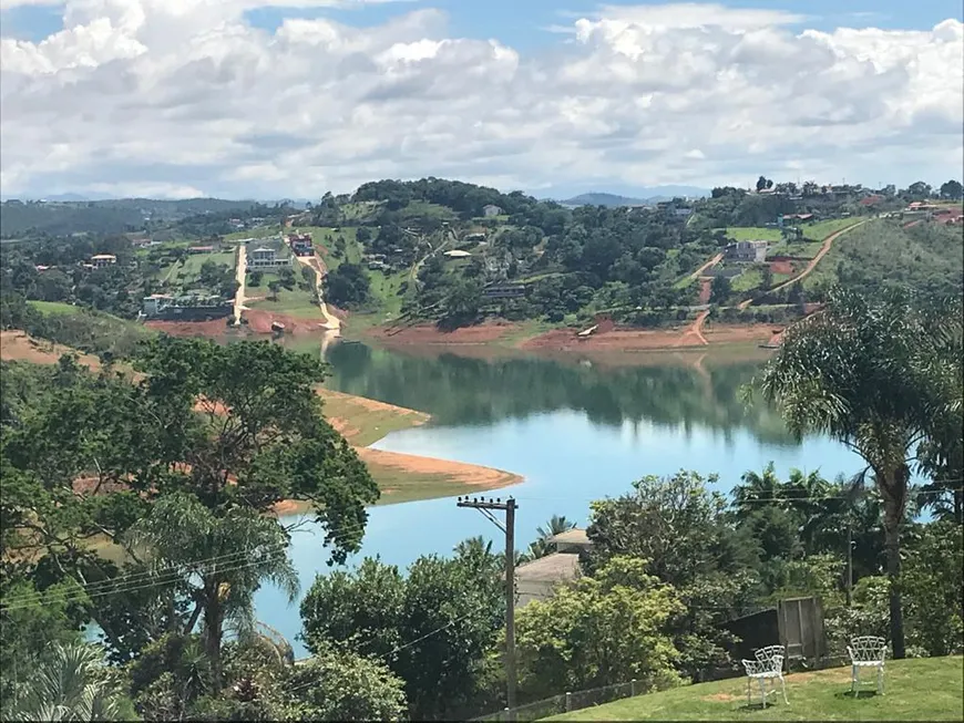 Foto 1 de Fazenda/Sítio com 4 Quartos à venda, 1000m² em Paraíso de Igaratá, Igaratá